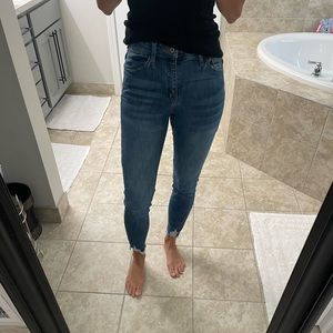 Women’s KanCan jeans size 24
